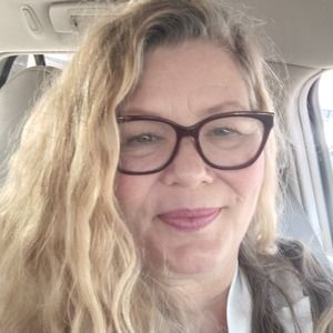 Meet your Posher, Celeste